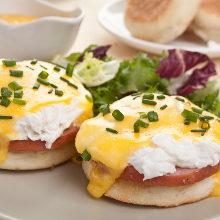 Eggs Benedict Recipe How To Cook Eggs Benedict Licious