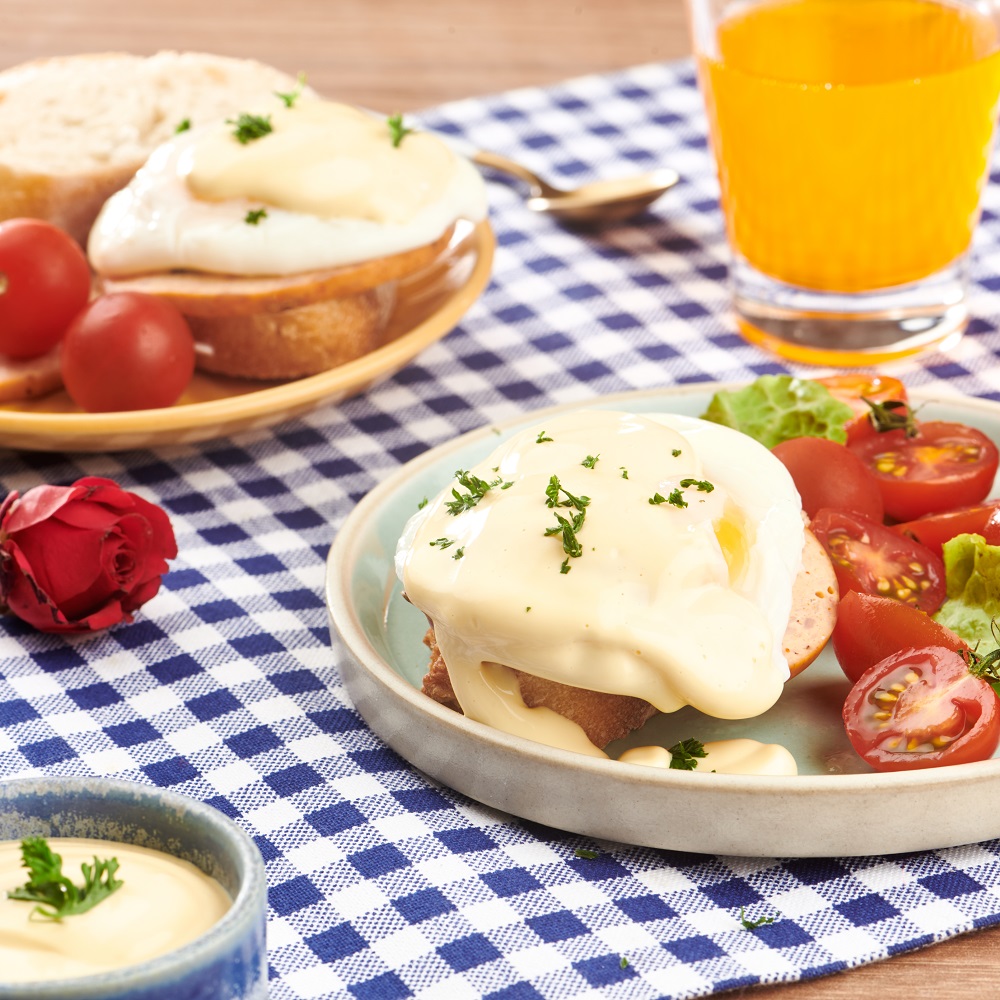 Eggs Benedict With Hollandaise Breakfast For Valentine's Day!